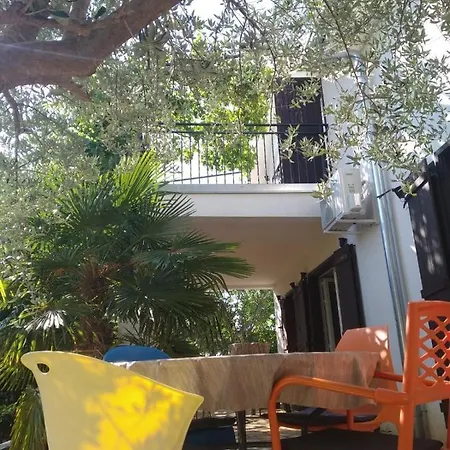 Bianca Karin בית נופש גורני קרין