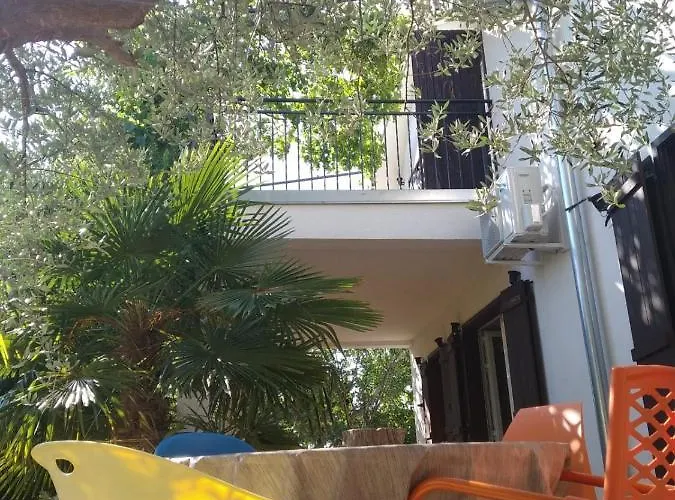 Bianca Karin Semesterbostad Gornji Karin